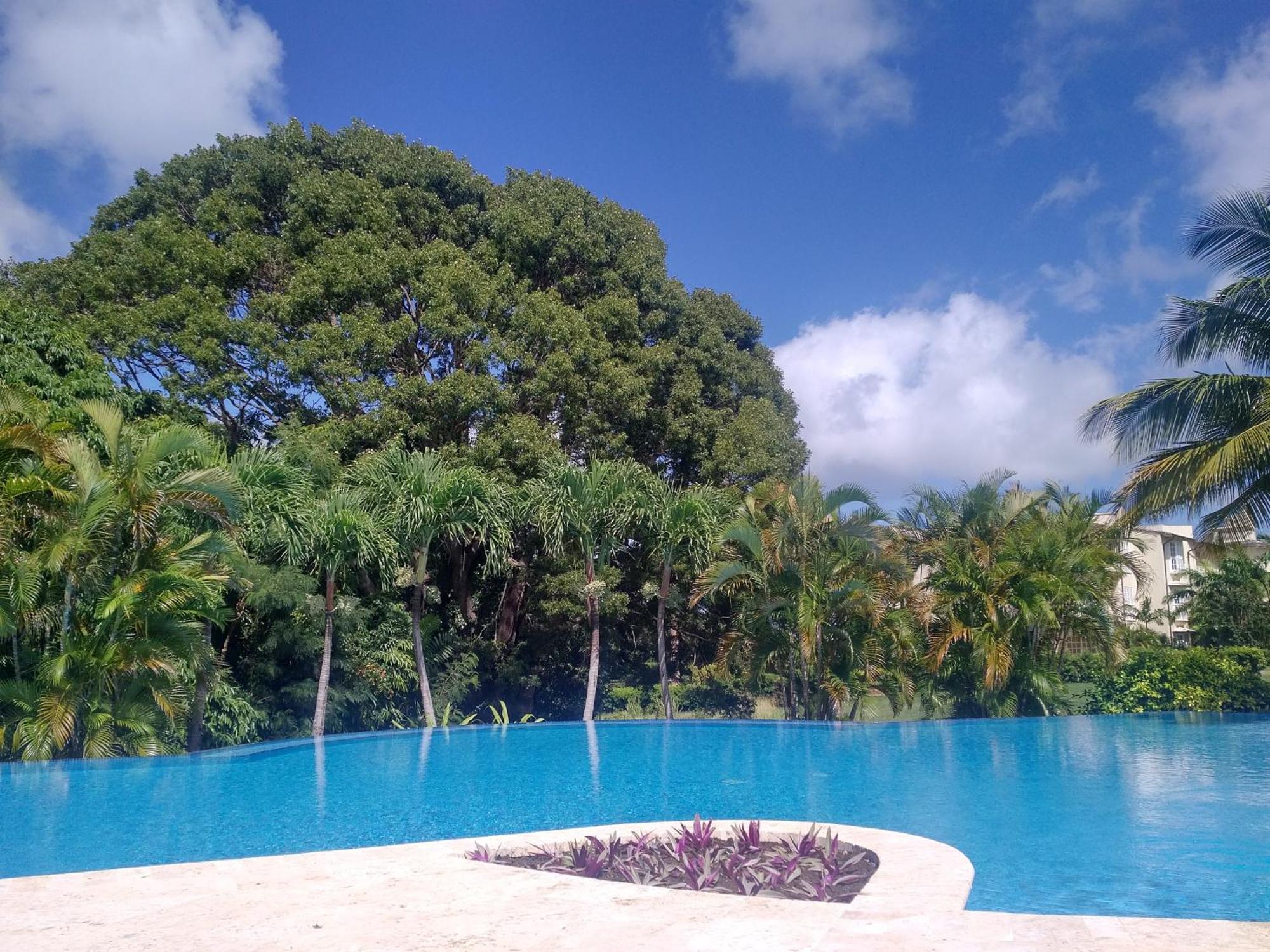 Apartment Royal 1 Bedroom Sea Views *